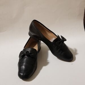 Ron White Quintessa Black Leather Loafers. Size: EU 38.